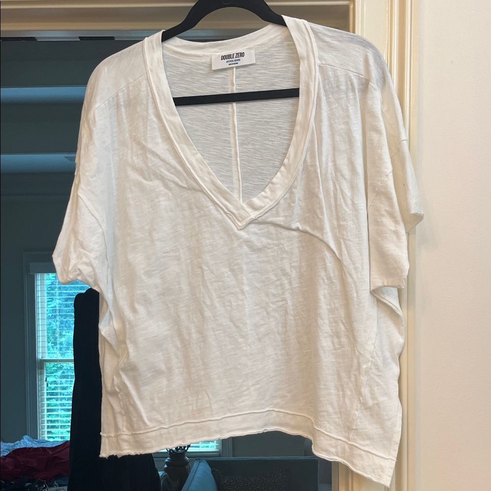 Daniel Rainn Cream V-Neck Short Sleeve Top